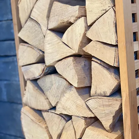 Gondelapart In Out Apartmán *